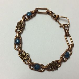 Brass bracelet with turquoise accent